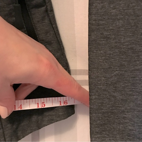 BENCH Jacket with Versatile Neckline and a Fitted/Tailored Mid Section - Picture 12 of 14